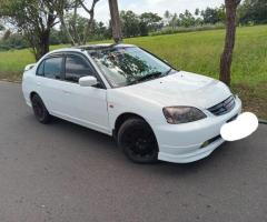Honda civic ES1 - 2