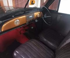 For Sale: Classic 1952 Morris Minor (2-Door) - 2