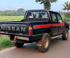 Nissan Datsun 4WD Double Cab - 3