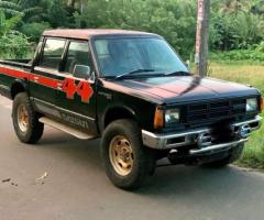 Nissan Datsun 4WD Double Cab - 5