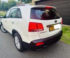 2012 Kia Sorento - Fully Loaded, First Owner, Pearl White - 2