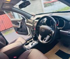 2012 Kia Sorento - Fully Loaded, First Owner, Pearl White - 3