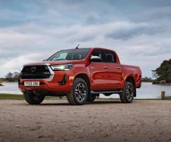 Toyota Hilux Invincible